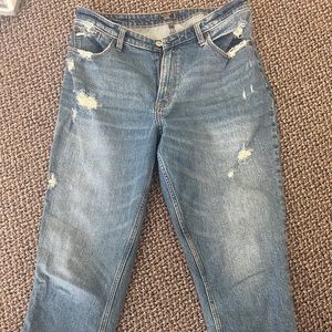 Distressed Abercrombie Curve Love jeans